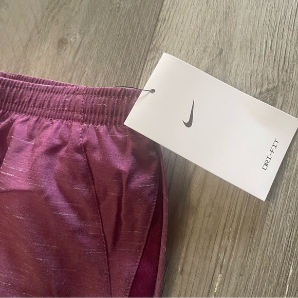 Nike running shorts - Picture 2 of 6